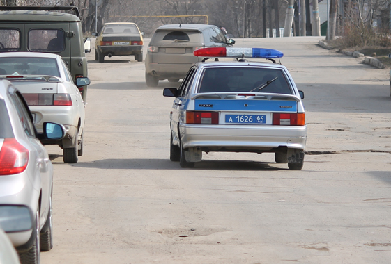 У жителя Екатеринбурга в Вольске угнали автомобиль