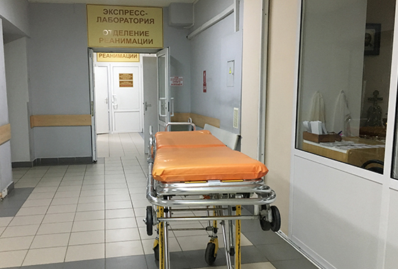 Больницу обвинили в нежелании перевести умирающую пациентку в реанимацию
