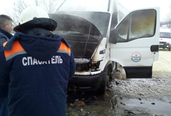 Загоревшийся автобус с пассажирами принадлежит директору Саратовского автовокзала