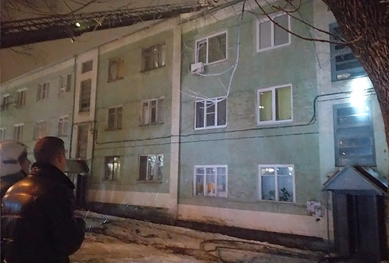 В Вольске 33 пожарных тушили 3-этажный дом