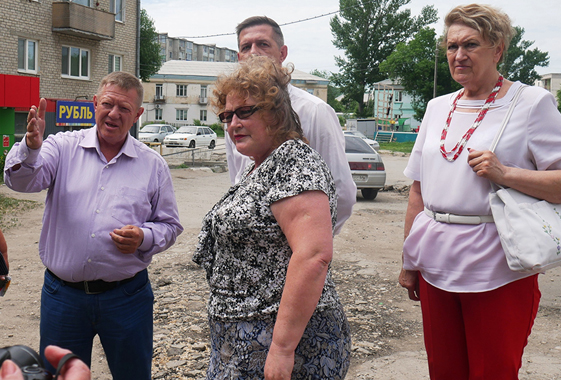 Жители Вольска переругались после визита депутата Госдумы